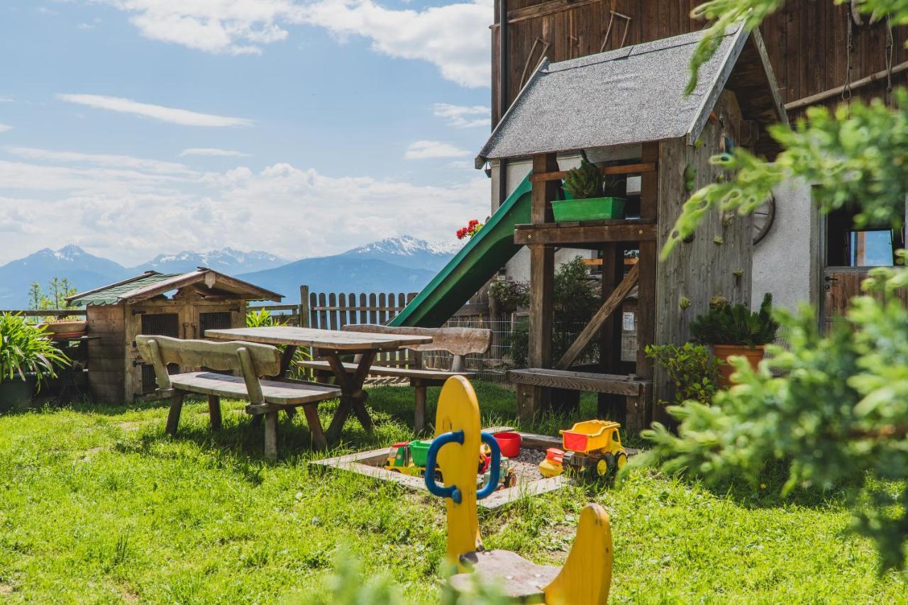 Ferienwohnungen Wiesbauer เชนนา ภายนอก รูปภาพ